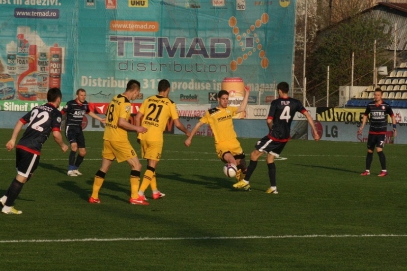 spectacol-pe-tineretului