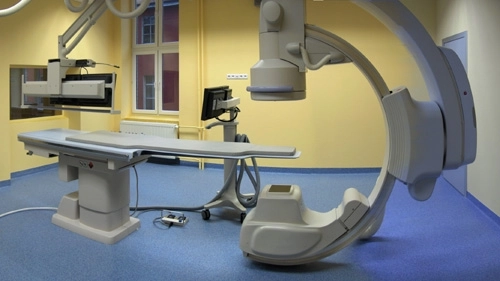 spitalul-judetean-aduce-medici-pentru-angiograf
