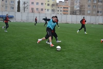 test-pentru-jucatorii-de-la-fc-brasov-albastrii-mai-buni-ca-rosii