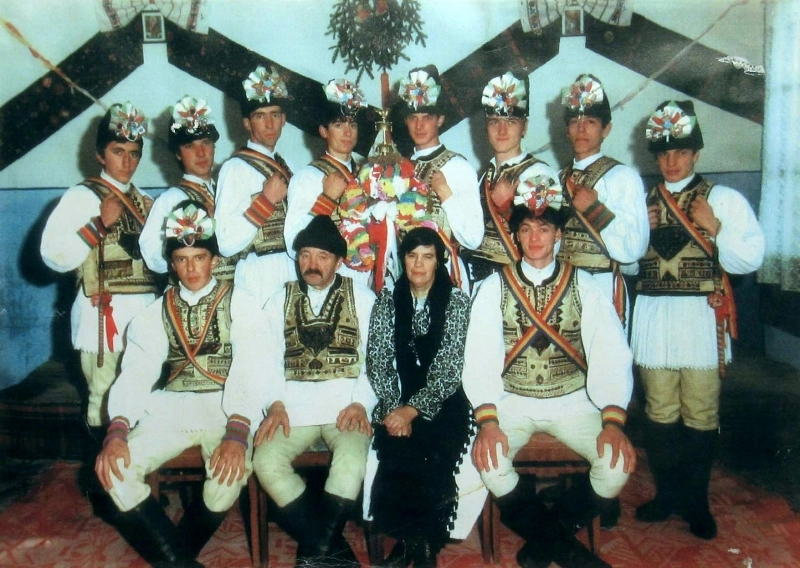 traditii-brasovene-ceata-de-feciori