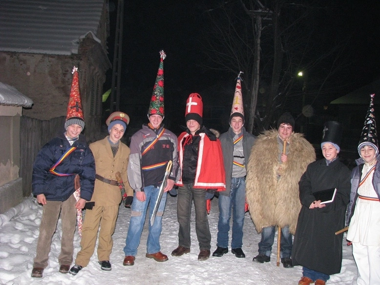 traditii-brasovene-colinda-copiilor