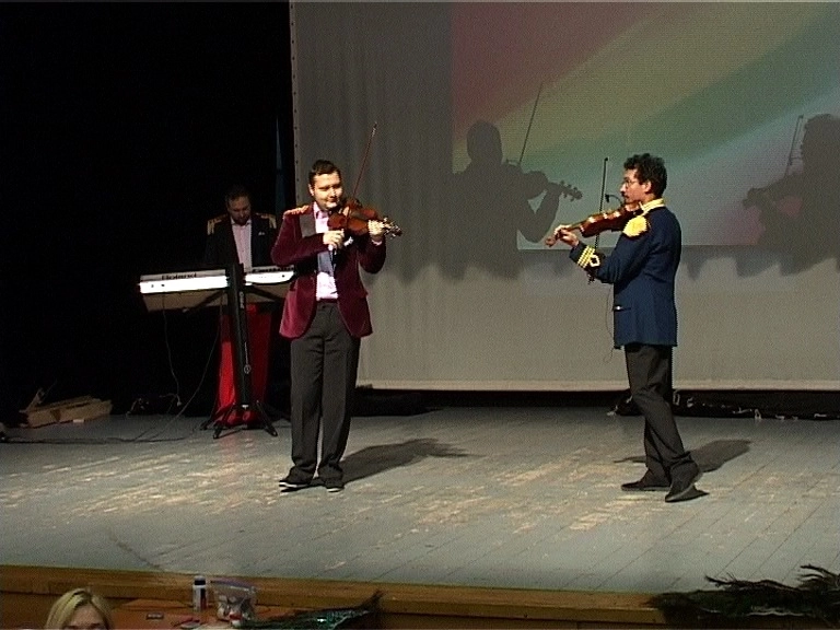 trupa-devas-un-nou-concert-la-brasov-