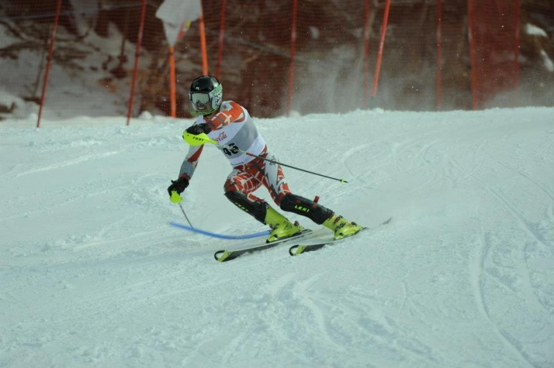 turistii-vor-schia-in-poiana-brasov-ca-la-olimpiada