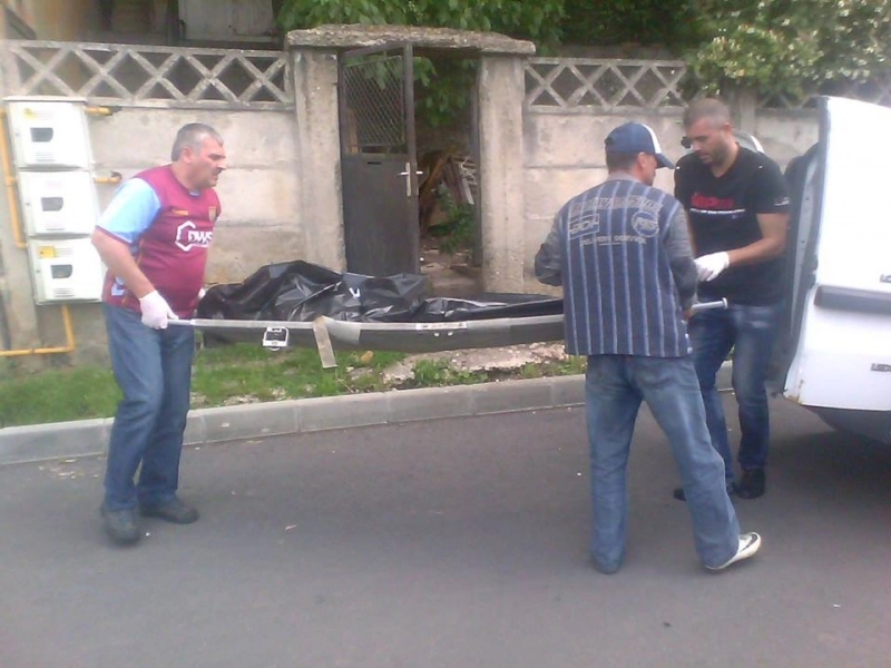 update-incendiul-de-pe-strada-8-martie-a-fost-stins-un-barbat-a-murit-foto