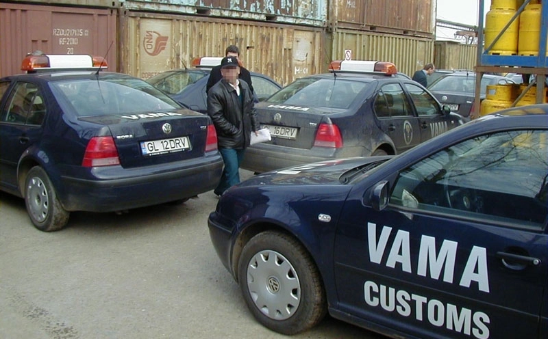 vamesii-brasoveni-au-confiscate-piese-auto-contrafacute