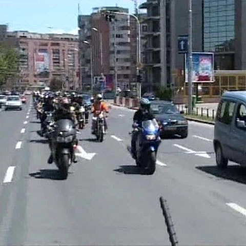 vineri-marsul-al-motociclistilor-la-brasov