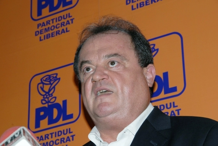 ziua-deciziilor-in-pdl-conducerea-discuta-despre-excluderile-lui-preda-si-paleologu