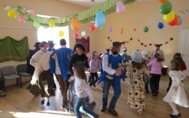 -carnavalul-copiilor-la-teliu