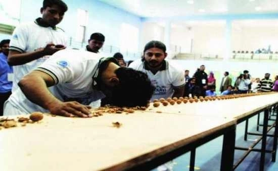 a-spart-155-de-nuci-cu-capul