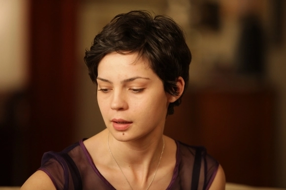 actrita-maria-dinulescu-premiata-in-sua