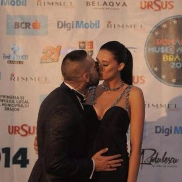 antonia-si-alex-velea-sarut-pasional-la-rma