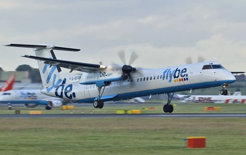 aterizare-horror-pilotului-ia-sarit-bratul-din-proteza