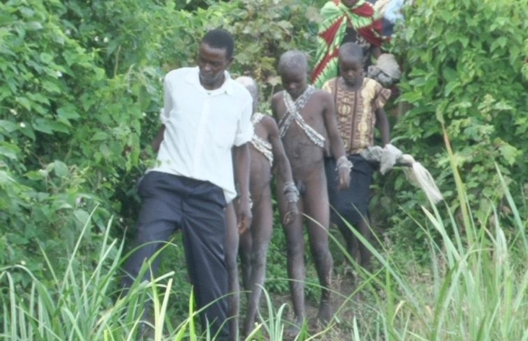 barbarie-circumcizie-cu-forta-penisuri-mutilate-amenintari-cu-moartea-