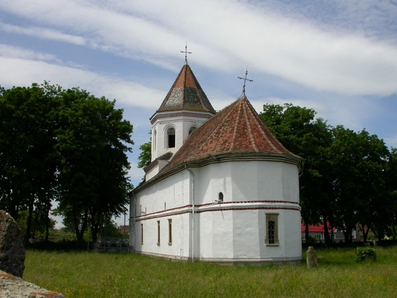 biserica-brancoveneasca-sfantul-nicolae-de-la-fagaras-la-316-ani