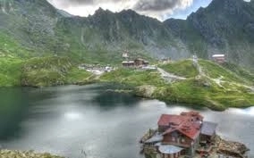 cat-costa-telecabina-pana-la-balea-lac