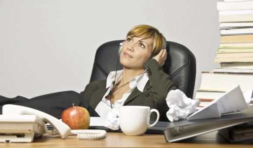 cat-de-lenesi-sunt-oamenii-in-functie-de-zodie