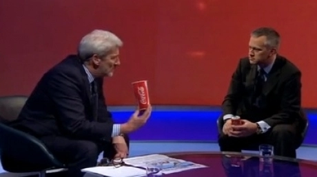 cat-zahar-este-intro-doza-de-coca-cola