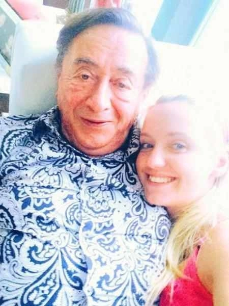 cati-ani-are-si-cum-arata-sotul-acestei-tinere-top-model-sau-luat-din-dragoste