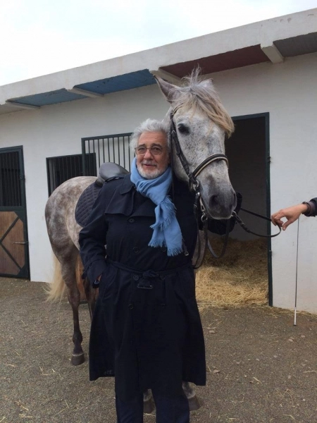 ce-cadou-a-primit-placido-domingo-la-72-de-ani