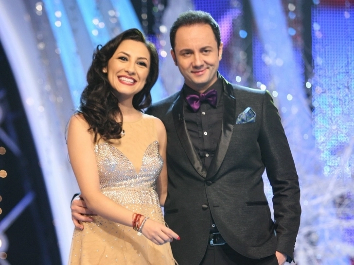 cel-mai-bogat-cuplu-din-showbizul-romanesc-cat-castiga-andra-si-maruta