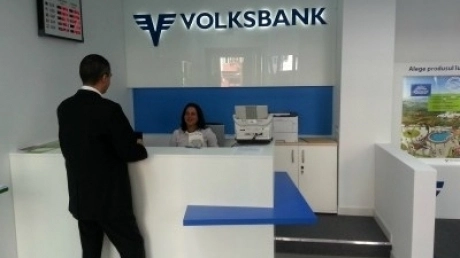 clientii-volksbank-scapa-de-datorii-de-200-milioane-de-euro