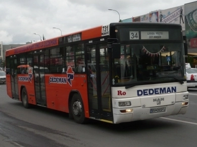 cum-circula-autobuzele-rat-de-paste
