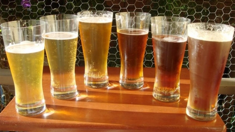 cum-poti-consuma-alcool-fara-sa-te-imbeti