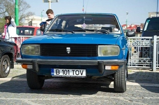 dacia-lui-ceausescu-vedeta-la-brasov