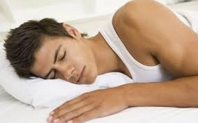 de-ce-unii-oameni-tin-minte-visele-iar-altii-nu