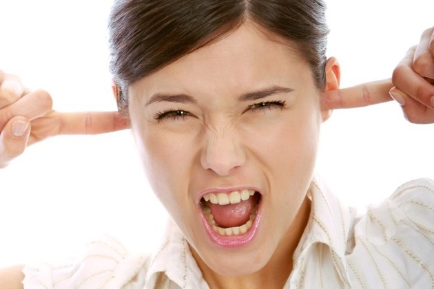 de-ce-vocile-noastre-se-aud-atat-de-diferit-atunci-cand-le-ascultam-intro-inregistrare