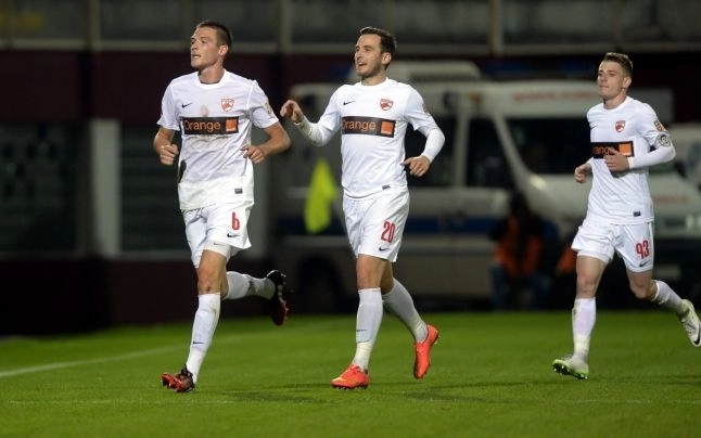 dinamo-a-spulberat-rapidul