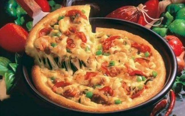 festivalul-de-pizza-din-livada-postei-in-august-la-brasov