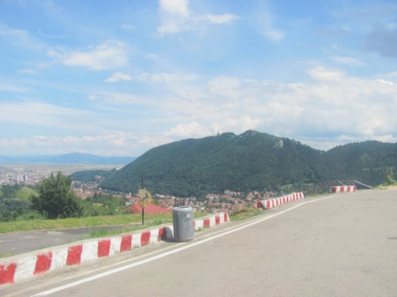 furat-in-parcarea-de-la-belvedere