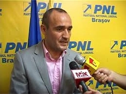 grapa-neaga-incompatibilitatea-de-care-il-acuza-ani