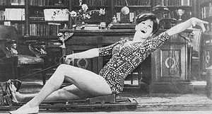 in-studentie-stela-popescu-a-fost-fotomodel-la-apaca