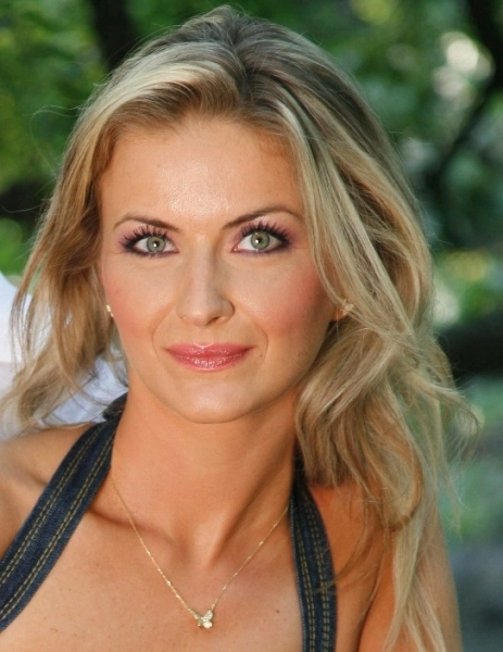 inca-o-vedeta-pleaca-de-la-pro-tv