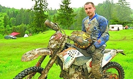 macabru-dani-otil-vrea-sicriu-cu-aer-conditionat