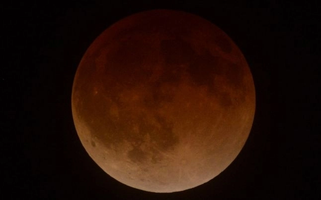 maine-eclipsa-solara-bizara-soarele-va-arata-ca-un-inel-pe-cer