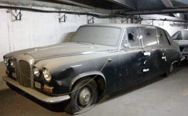 masina-sotului-reginei-angliei-rugineste-in-romania