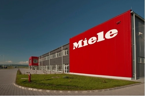 miele-produce-anual-la-feldioara-4-milioane-de-unitati-electronice