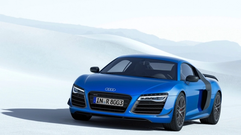 noul-audi-r8-cu-faruri-laser