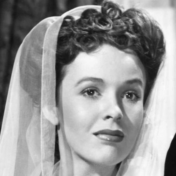 o-actrita-din-pe-aripile-vantului-a-murit-la-96-de-ani