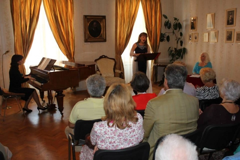 o-noua-stagiune-a-recitalului-de-la-ora-cinci