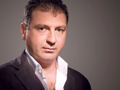 o-vedeta-de-la-kanal-d-divorteaza