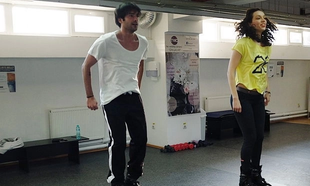 radu-valcan-sa-apucat-de-kangoo-jumps