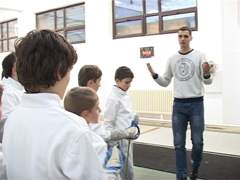 rares-dumitrescu-antrenorul-copiilor