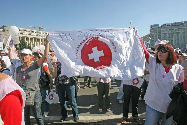 renunta-la-proteste