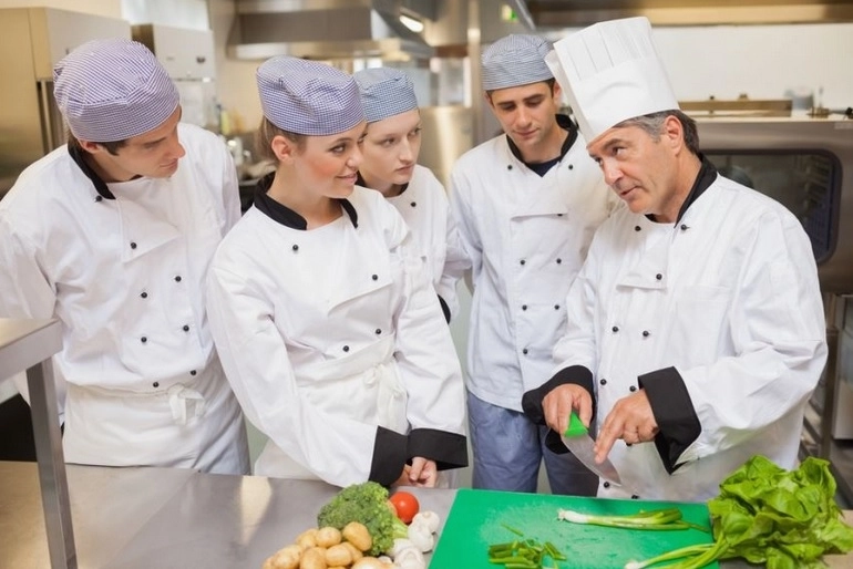 reprofilare-pentru-somerii-brasoveni-de-la-brutar-la-manager-de-proiect