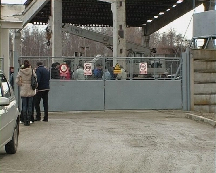 salariile-angajatilor-nitroporos-fagaras-se-lasa-asteptate