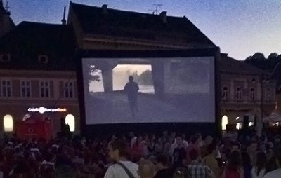 sase-zile-de-cinema-in-aer-liber-in-piata-sfatului-